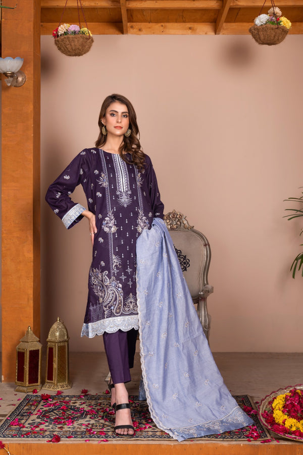 3 Pcs lawn embroidered suit